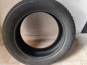 Bridgestone Blizzark LM001