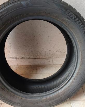 Bridgestone Blizzark LM001