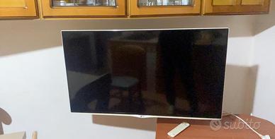TV LG SMART 40"