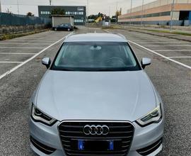 Audì A3 S-Line SPB 1.6TDi 105Cv Euro5B