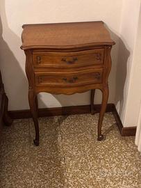 Comodini antichi di pregio