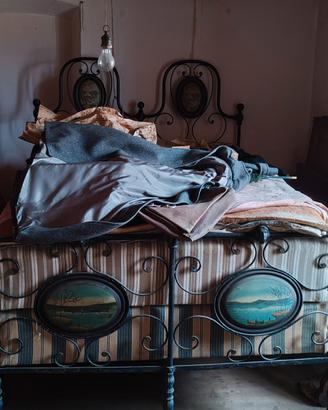 Mobili antichi, camera da letto, 2 comodini, 2 pol