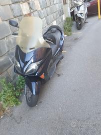 Honda forza 250
