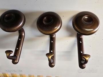 Ganci da muro appendiabiti