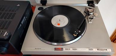 Giradischi HITACHI