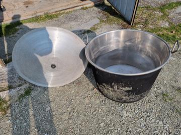 Calderone per conserva