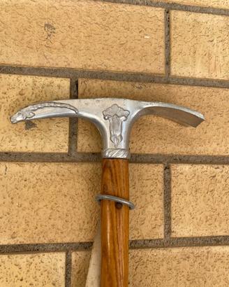 bastone da passeggio con impugnatura in acciaio