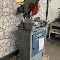 Troncatrice angolare con banco per alluminio-legno