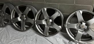 4 cerchi in lega  R 17