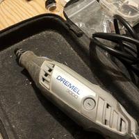 DREMEL 3000 E COMPLEMENTO FRESA