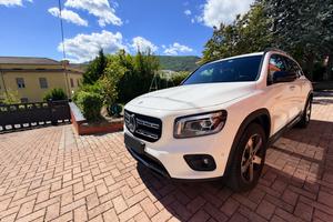Mercedes Glb 200d anno 2022 - versione 7 posti