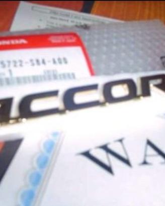 Fregio Originale per Honda Accord placato oro 24k