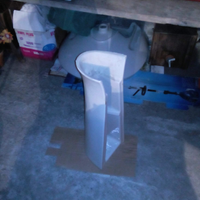 Lavandino da bagno con colonna