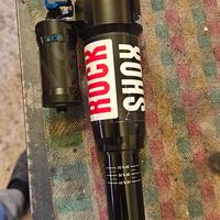 Mono rockshox super deluxe select 210x55 