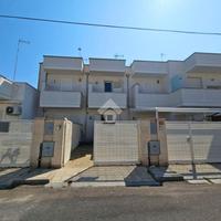 4 LOCALI A PORTO CESAREO