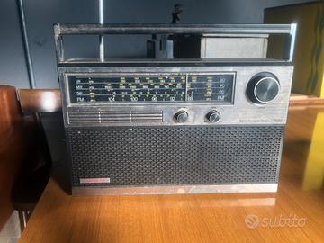 Radio phonola 1590
