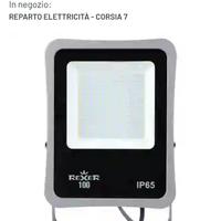 Coppia di fari  solari da 100w per uso esterno