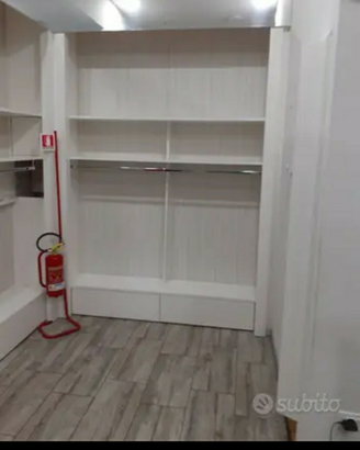 Arredamento per negozio