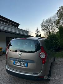 Dacia 7 posti