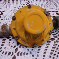 Regolatore per bombola gas