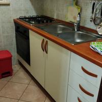 Cucina completa in discrete condizioni