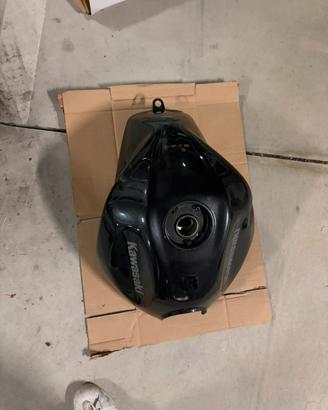 Serbatoio Kawasaki z750 2010