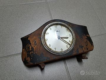 Orologio antico da como