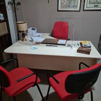 Arredamento studio medico/ufficio