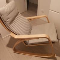 Sedia a dondolo Poang Ikea