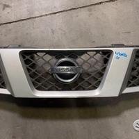Mascherina Anteriore Per Nissan Navarra 2006