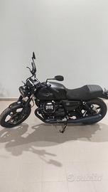Moto Guzzi V7 STONE Nuova