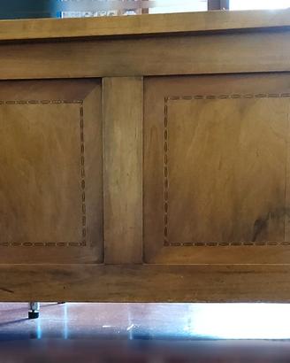 Cassapanca in legno
