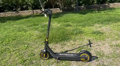 Engwe Y10 Monopattino elettrico