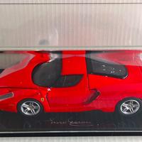 Ferrari Enzo 2002 Kyosho Rosso Scuderia 1/43 Nuovo