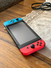 Nintendo Switch 2019 con scatola + Gioco e Borsa