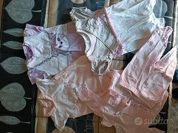 3 pagliaccetti e un completo neonata 1/3 mesi 