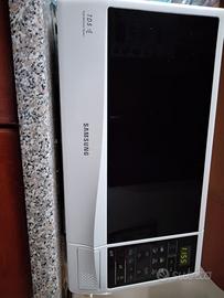 FORNO A MICROONDE