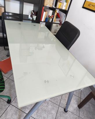 Scrivania in vetro per ufficio o negozi
