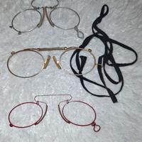 Tre "pince-nez"