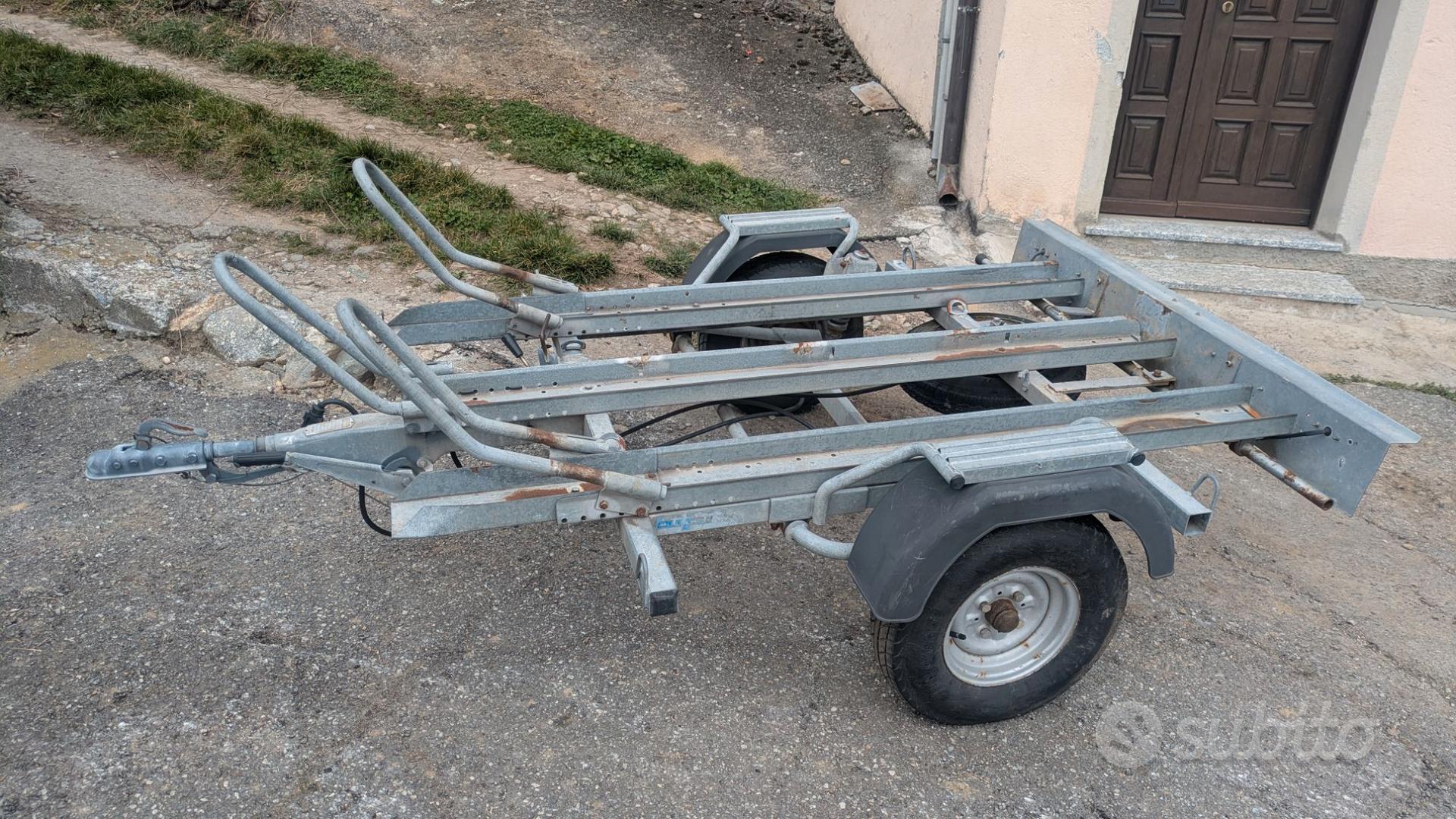 Carrello rimorchio appendice per moto 3 posti - Caravan e Camper In ...