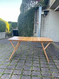 Tavolo pieghevole di legno 140x70 per giardino