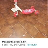 monopattino hello kitty