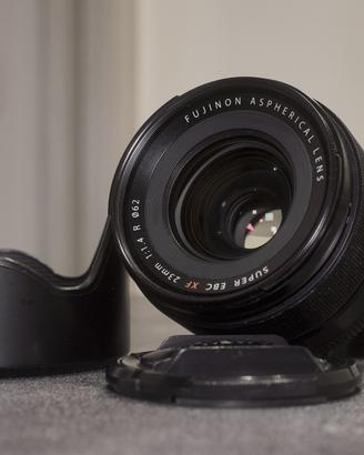 Fujifilm XF 23mm f/1.4 R prima serie