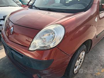 Ricambi RENAULT KANGOO 1.5dCi 2011