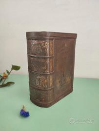 Latta vintage a forma di libro - Francia, fine 800