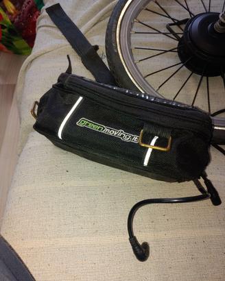 Brompton motore green moving