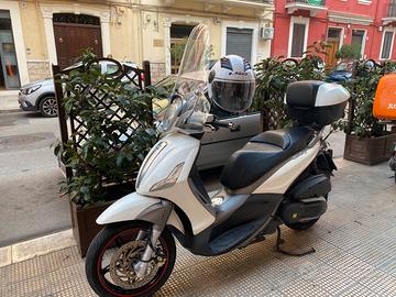 Beverly 350 sport touring