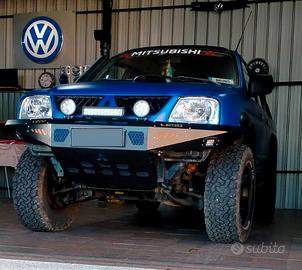 PARAURTI ANTERIORE USO GRAVOSO PER MITSUBISHI L200