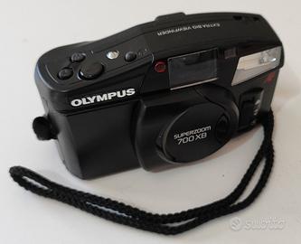 Fotocamera Olympus 700XB
