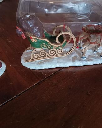 Lemax babbo natale con la slitta